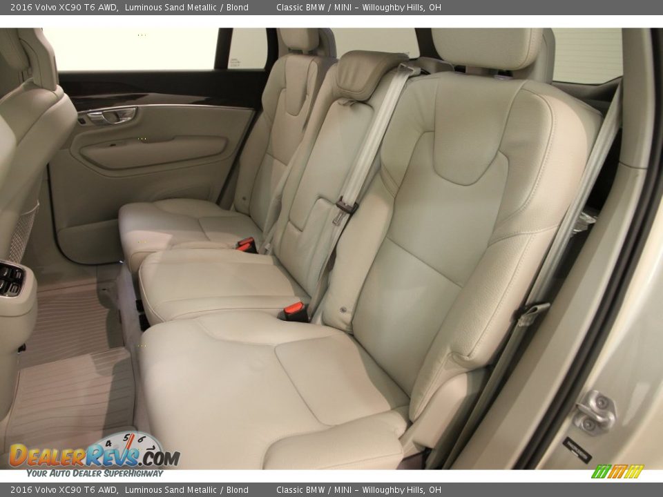 Rear Seat of 2016 Volvo XC90 T6 AWD Photo #21