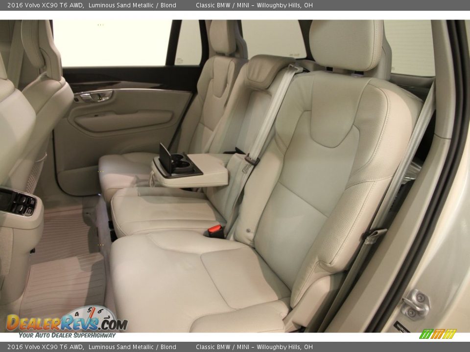 Rear Seat of 2016 Volvo XC90 T6 AWD Photo #22