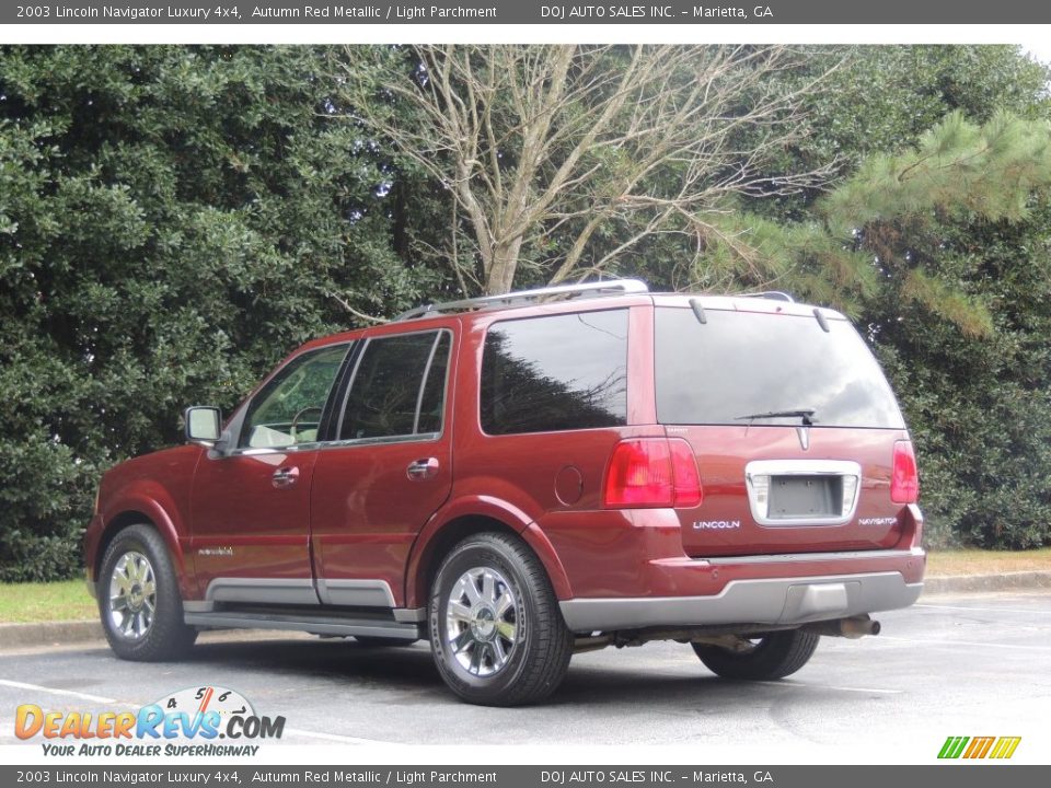 2003 Lincoln Navigator Luxury 4x4 Autumn Red Metallic / Light Parchment Photo #10