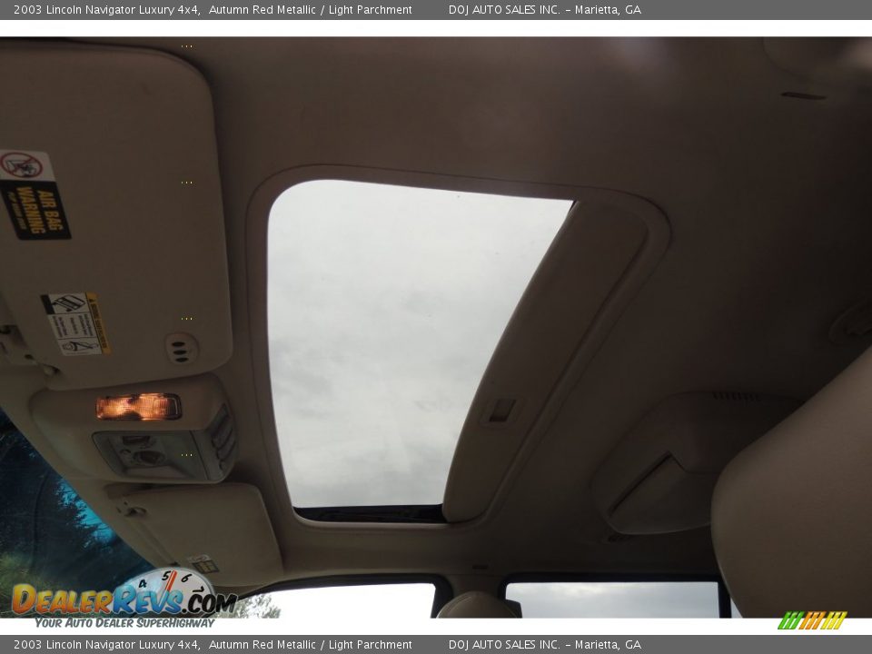 2003 Lincoln Navigator Luxury 4x4 Autumn Red Metallic / Light Parchment Photo #14
