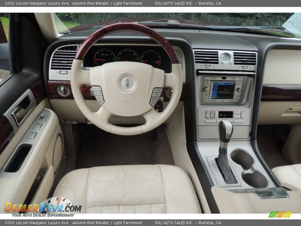 2003 Lincoln Navigator Luxury 4x4 Autumn Red Metallic / Light Parchment Photo #24