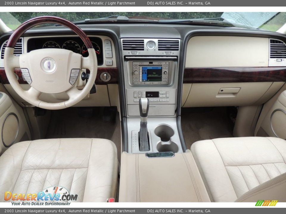 2003 Lincoln Navigator Luxury 4x4 Autumn Red Metallic / Light Parchment Photo #25