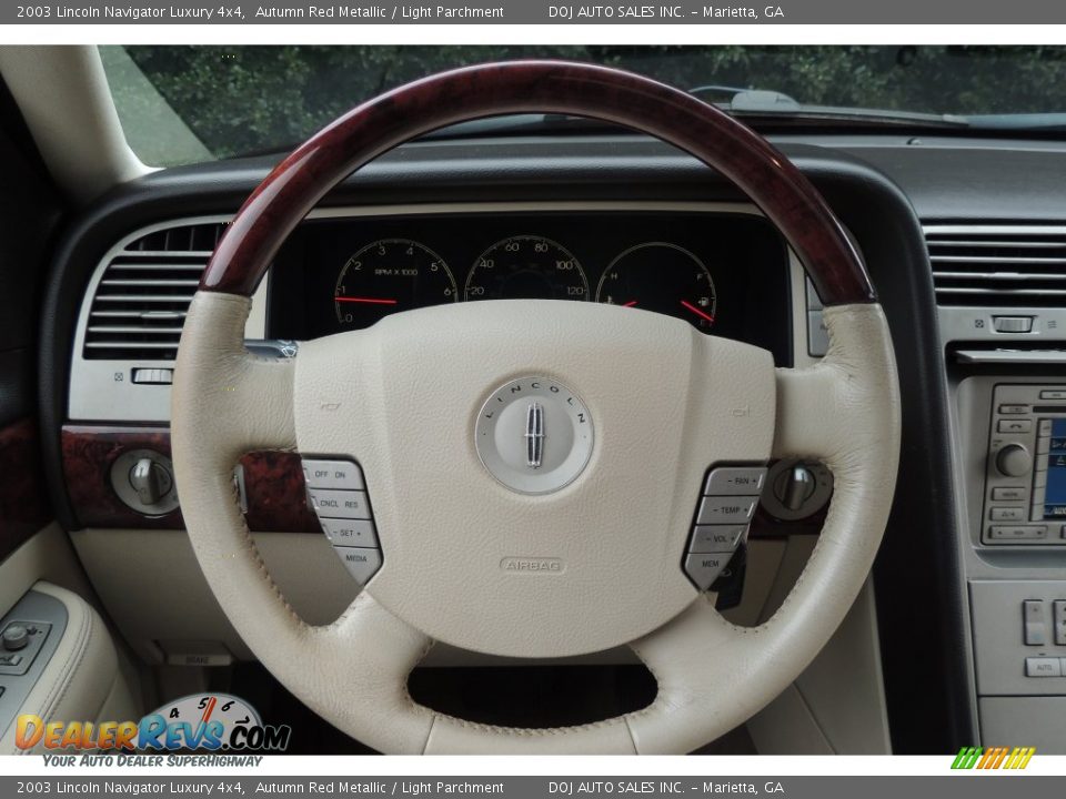 2003 Lincoln Navigator Luxury 4x4 Autumn Red Metallic / Light Parchment Photo #27