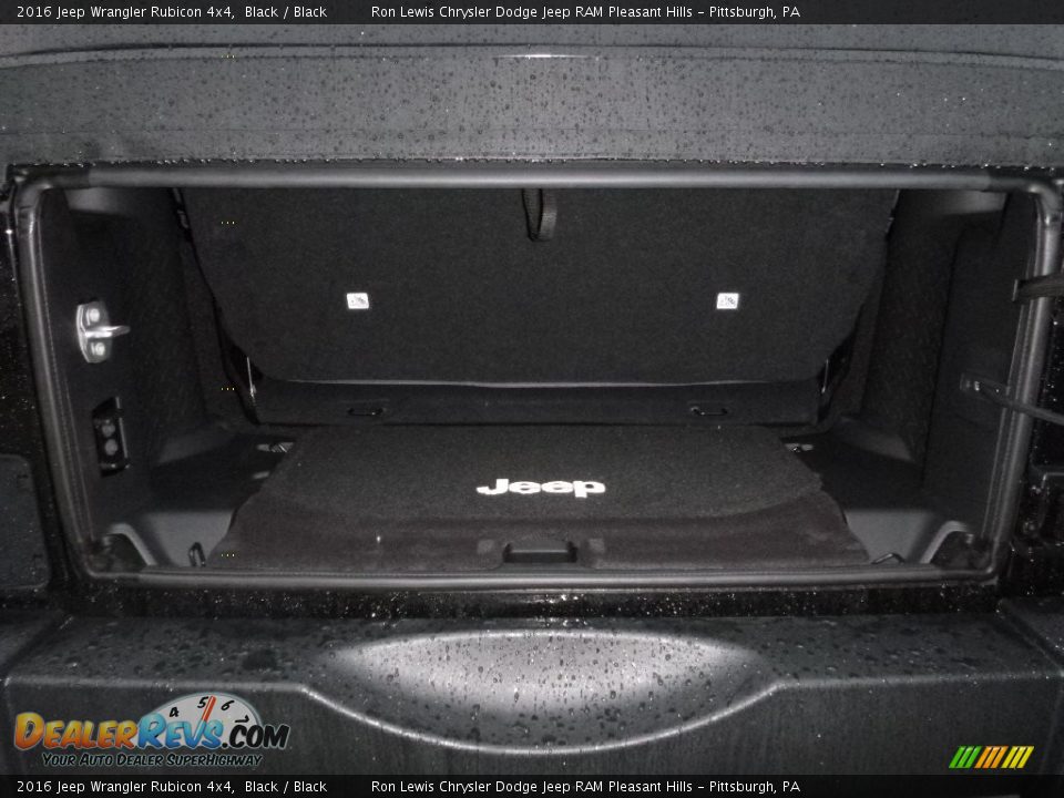 2016 Jeep Wrangler Rubicon 4x4 Black / Black Photo #5