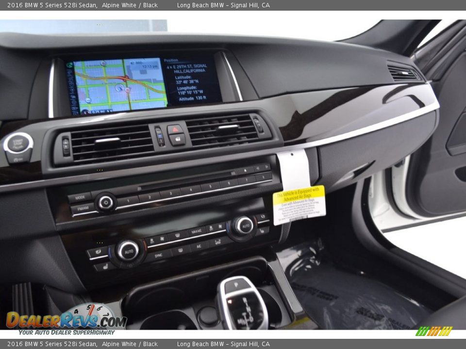 2016 BMW 5 Series 528i Sedan Alpine White / Black Photo #12