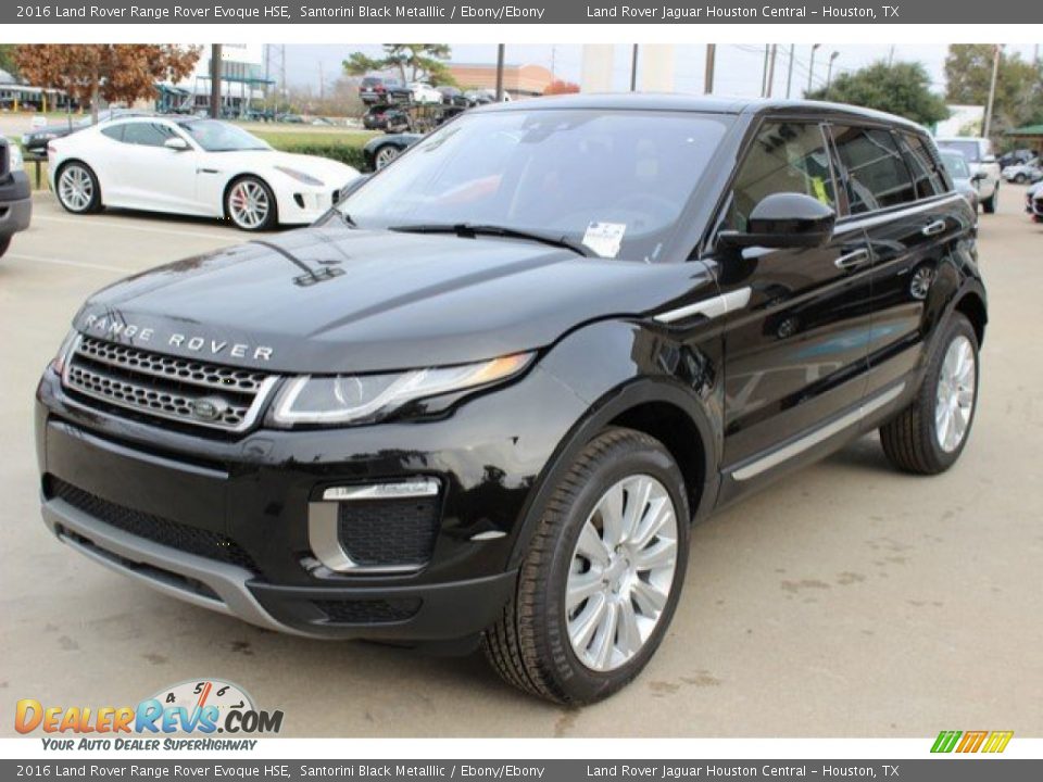 Front 3/4 View of 2016 Land Rover Range Rover Evoque HSE Photo #7