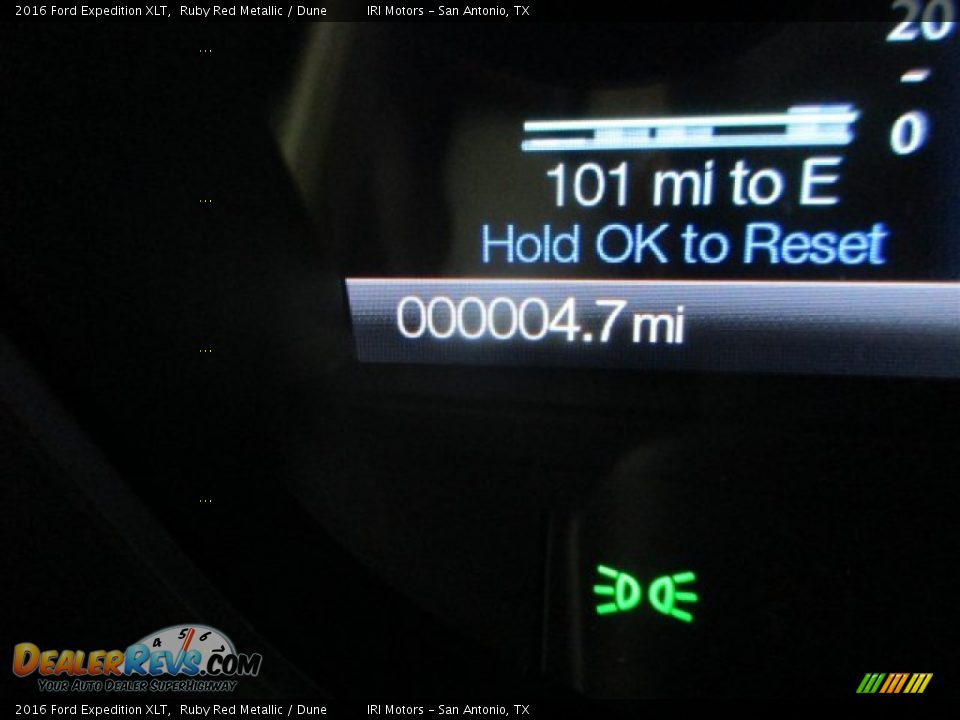 2016 Ford Expedition XLT Ruby Red Metallic / Dune Photo #21