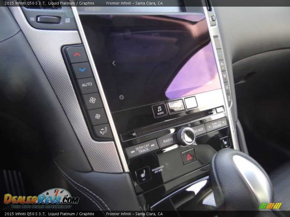 2015 Infiniti Q50 S 3.7 Liquid Platinum / Graphite Photo #28