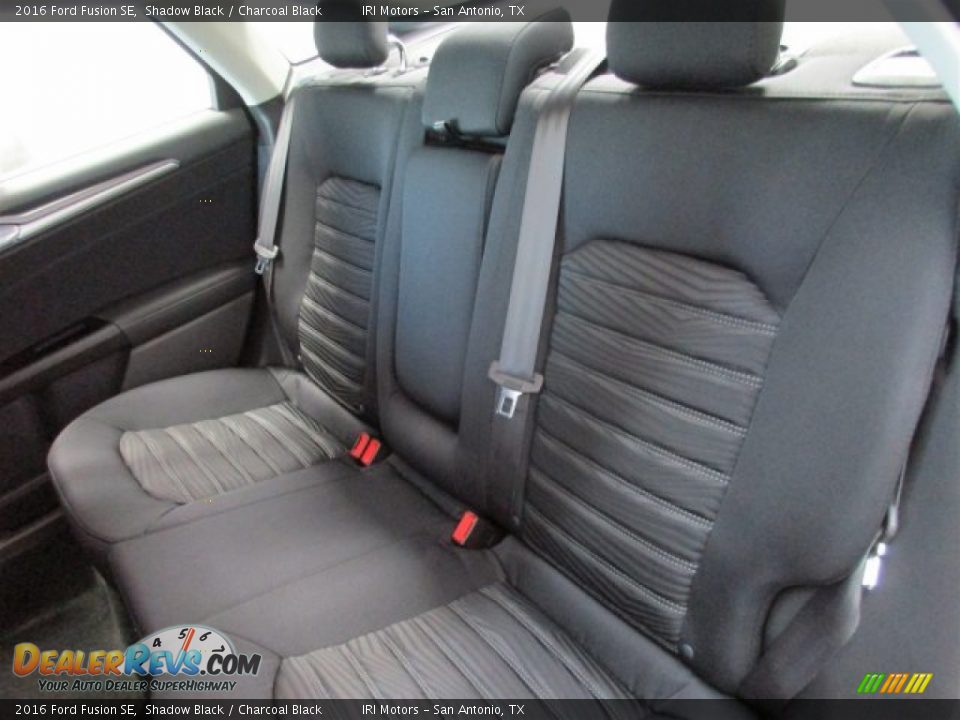 2016 Ford Fusion SE Shadow Black / Charcoal Black Photo #9