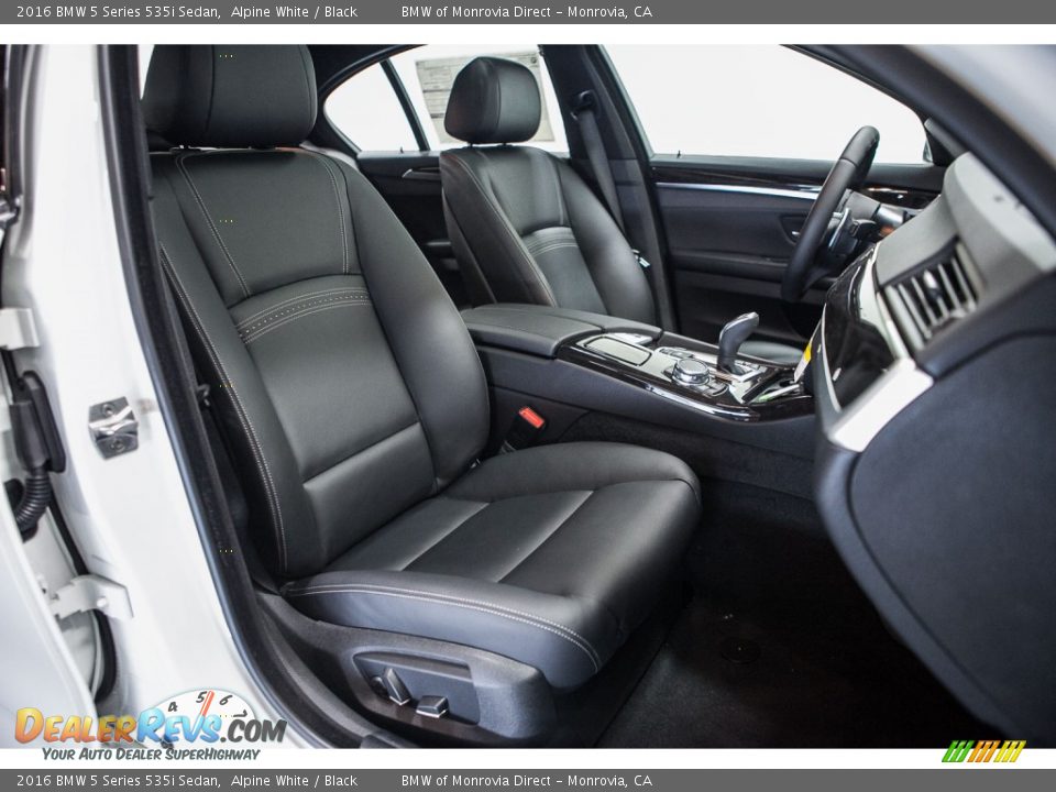 2016 BMW 5 Series 535i Sedan Alpine White / Black Photo #2