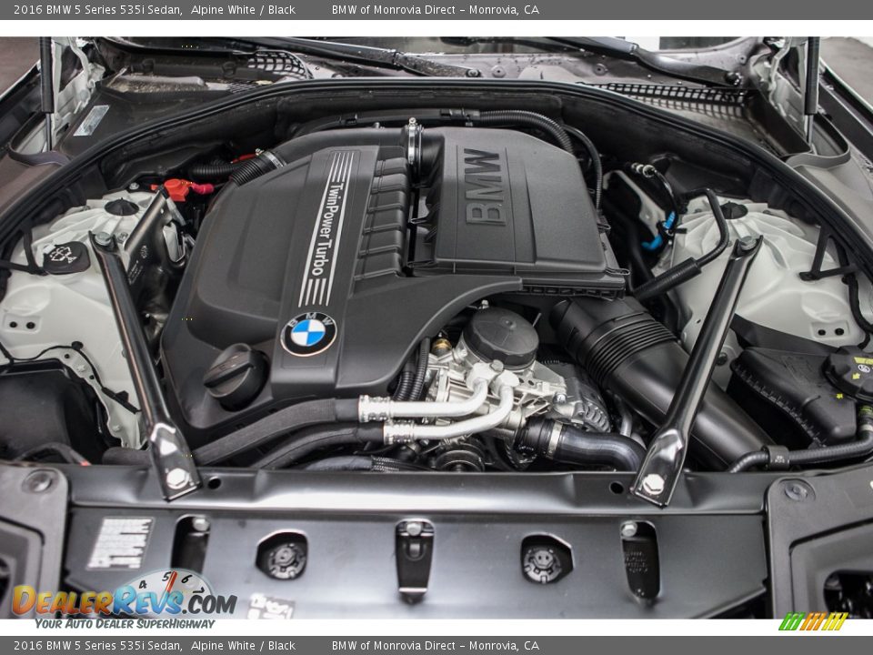 2016 BMW 5 Series 535i Sedan Alpine White / Black Photo #9