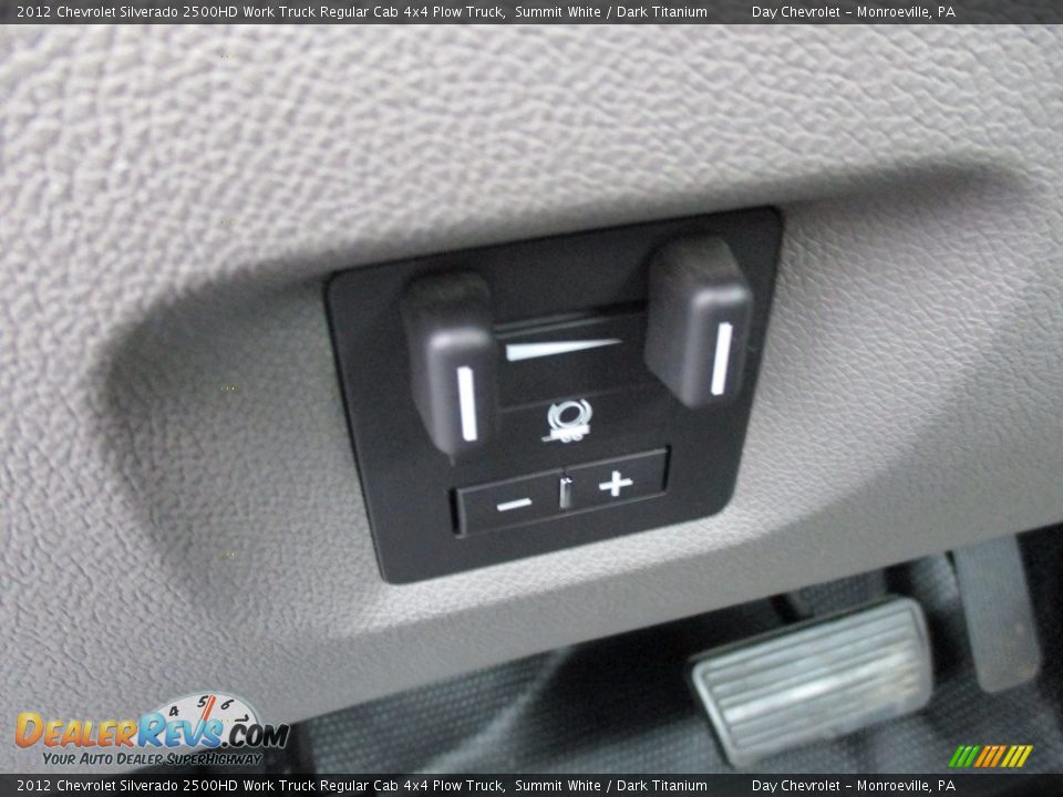 2012 Chevrolet Silverado 2500HD Work Truck Regular Cab 4x4 Plow Truck Summit White / Dark Titanium Photo #27