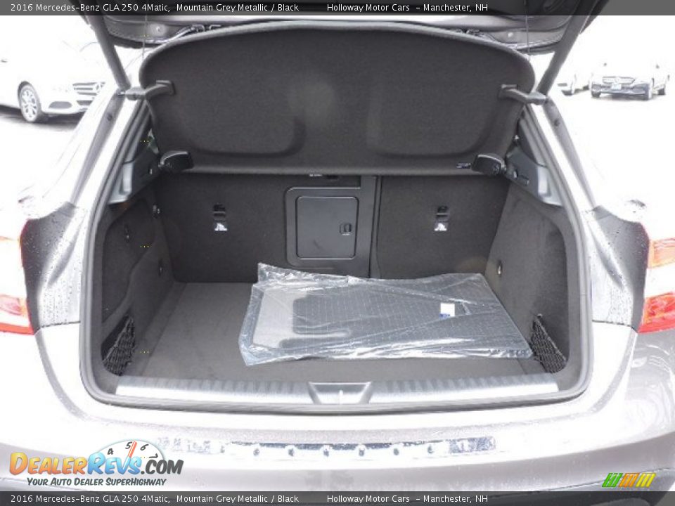 2016 Mercedes-Benz GLA 250 4Matic Trunk Photo #6
