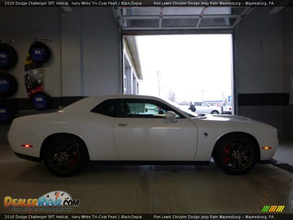 2016 Dodge Challenger SRT Hellcat Ivory White Tri-Coat Pearl / Black/Sepia Photo #7