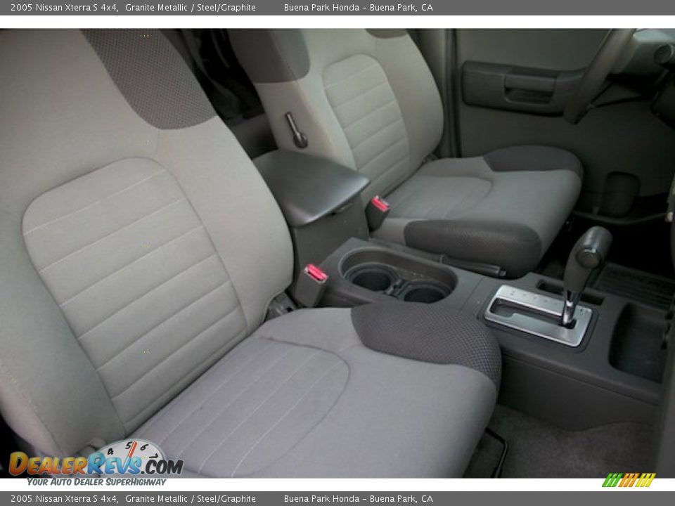 2005 Nissan Xterra S 4x4 Granite Metallic / Steel/Graphite Photo #20