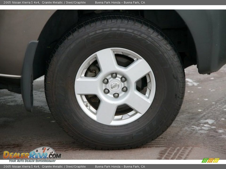 2005 Nissan Xterra S 4x4 Granite Metallic / Steel/Graphite Photo #29