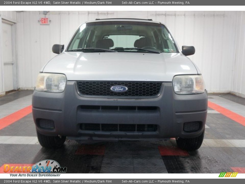 2004 Ford Escape XLS V6 4WD Satin Silver Metallic / Medium/Dark Flint Photo #4