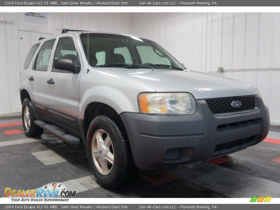 2004 Ford Escape XLS V6 4WD Satin Silver Metallic / Medium/Dark Flint Photo #5
