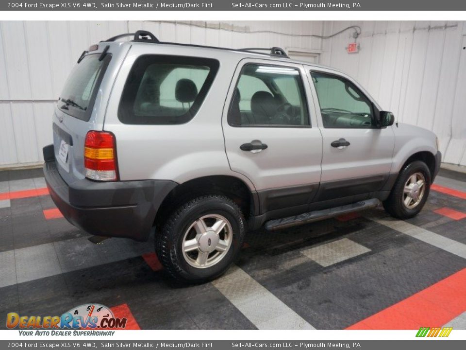 2004 Ford Escape XLS V6 4WD Satin Silver Metallic / Medium/Dark Flint Photo #7