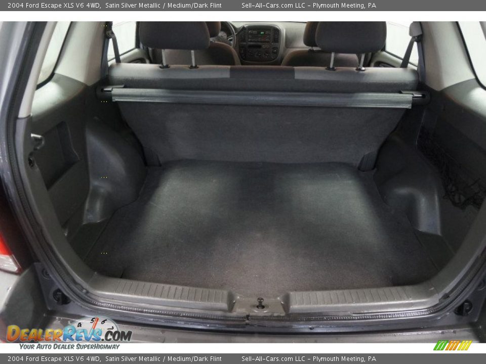 2004 Ford Escape XLS V6 4WD Satin Silver Metallic / Medium/Dark Flint Photo #21