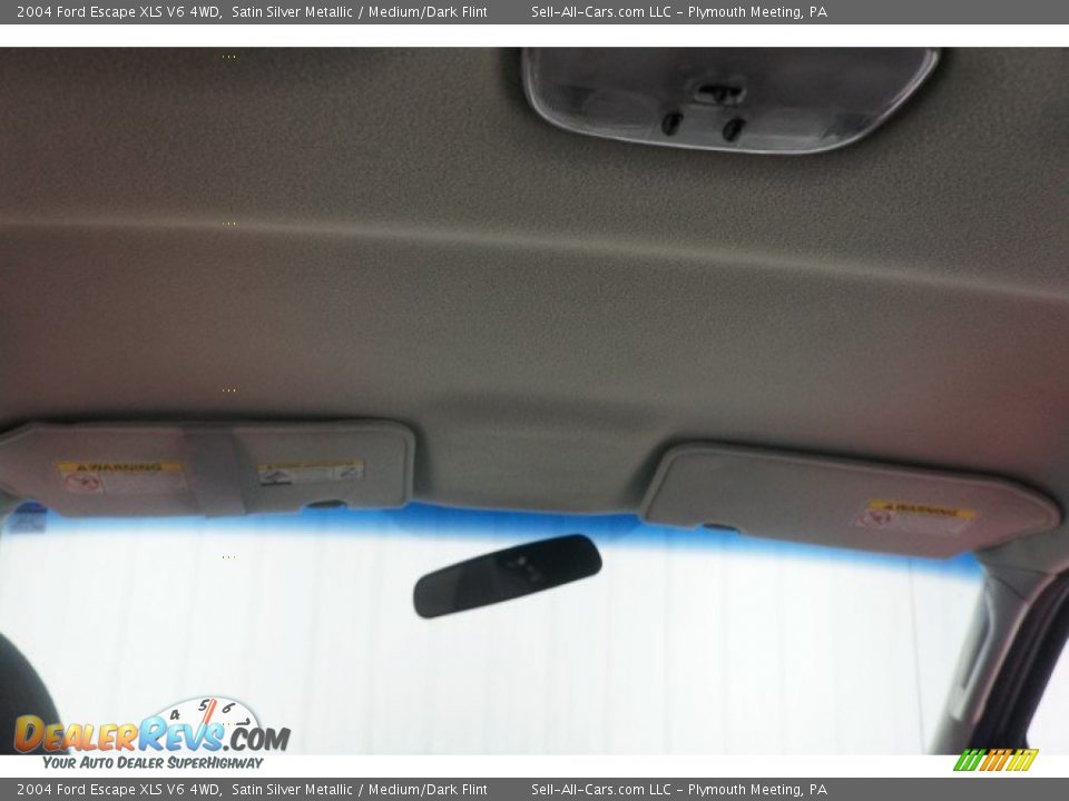2004 Ford Escape XLS V6 4WD Satin Silver Metallic / Medium/Dark Flint Photo #25