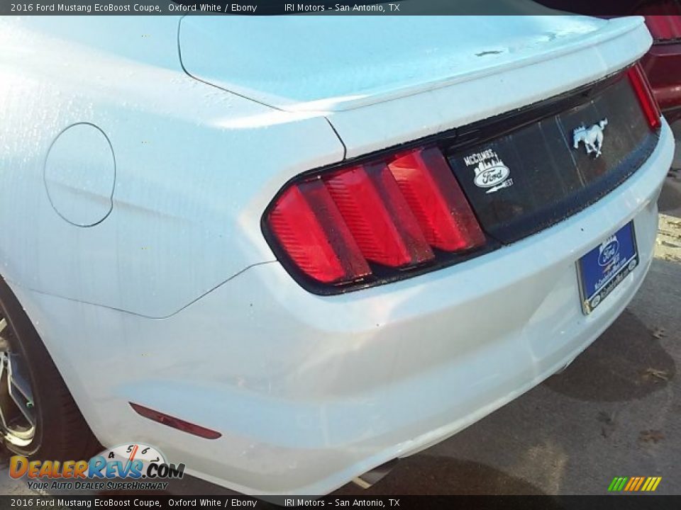 2016 Ford Mustang EcoBoost Coupe Oxford White / Ebony Photo #8