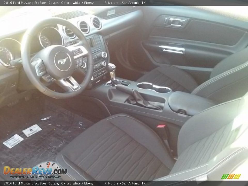 2016 Ford Mustang EcoBoost Coupe Oxford White / Ebony Photo #11