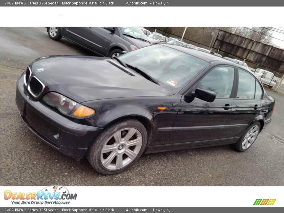 Front 3/4 View of 2002 BMW 3 Series 325i Sedan Photo #1