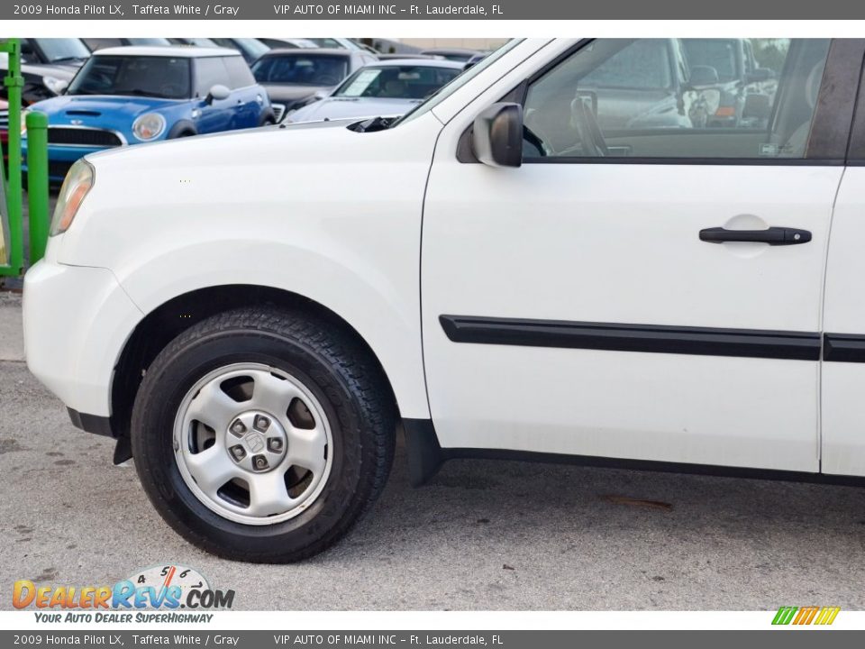 2009 Honda Pilot LX Taffeta White / Gray Photo #6