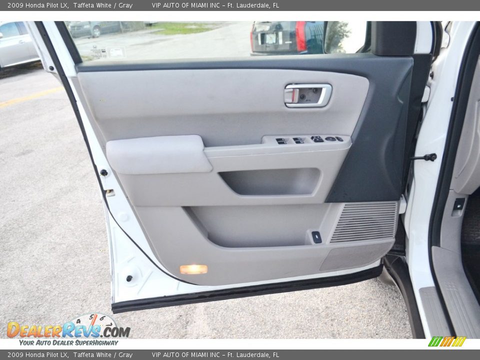 2009 Honda Pilot LX Taffeta White / Gray Photo #11