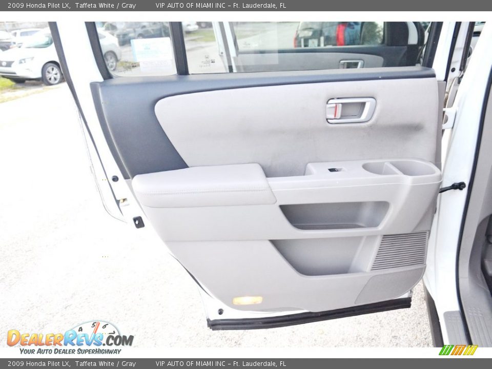 2009 Honda Pilot LX Taffeta White / Gray Photo #16