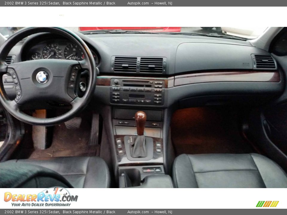 2002 BMW 3 Series 325i Sedan Black Sapphire Metallic / Black Photo #12