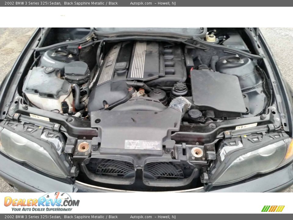 2002 BMW 3 Series 325i Sedan Black Sapphire Metallic / Black Photo #13