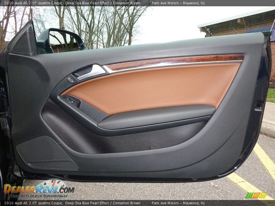 Door Panel of 2010 Audi A5 2.0T quattro Coupe Photo #14