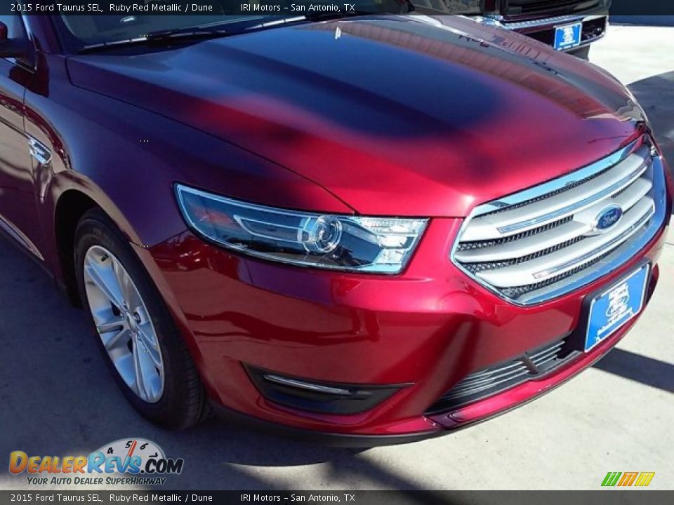 2015 Ford Taurus SEL Ruby Red Metallic / Dune Photo #3