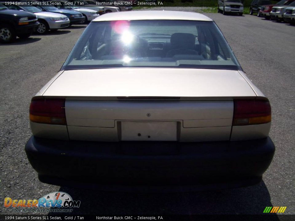 1994 Saturn S Series SL1 Sedan Gold / Tan Photo #4