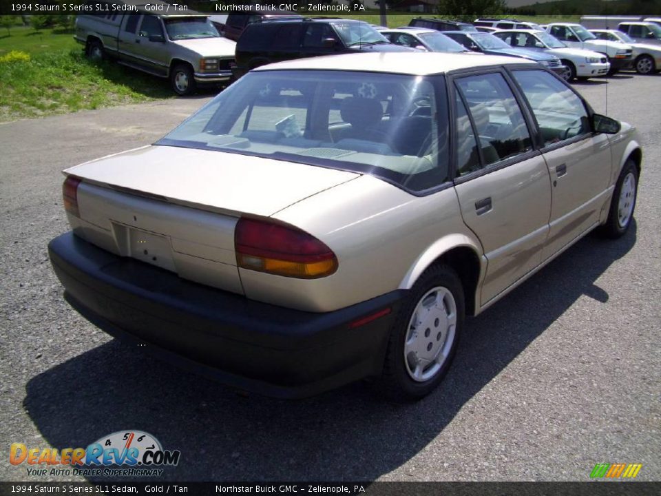 1994 Saturn S Series SL1 Sedan Gold / Tan Photo #5