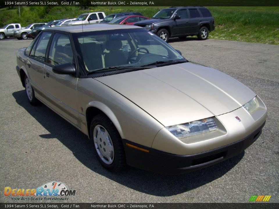 1994 Saturn S Series SL1 Sedan Gold / Tan Photo #7