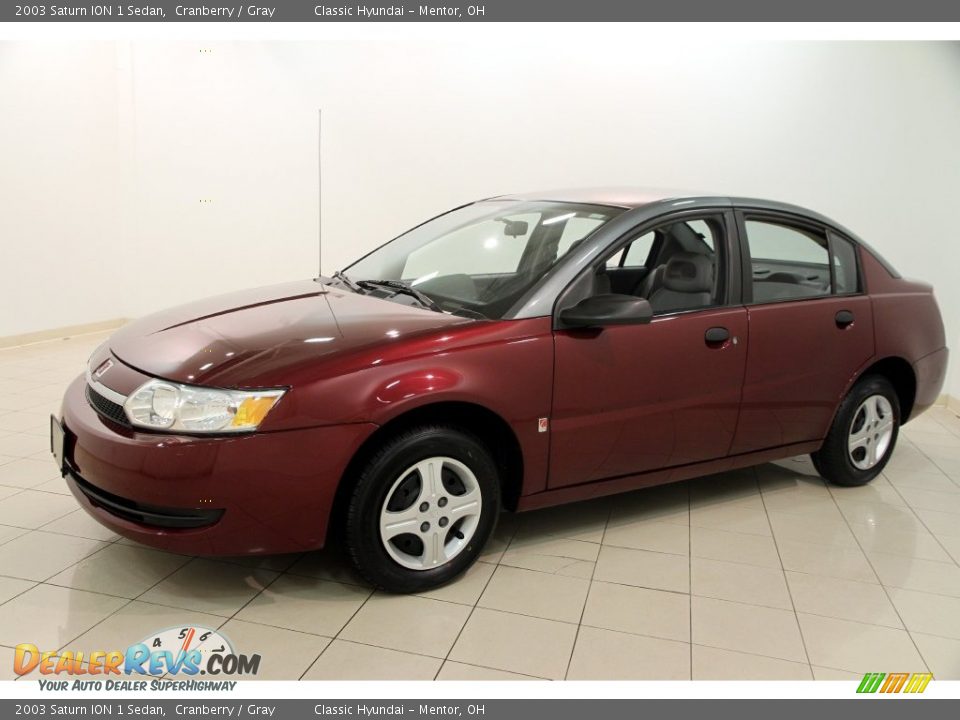 Front 3/4 View of 2003 Saturn ION 1 Sedan Photo #3