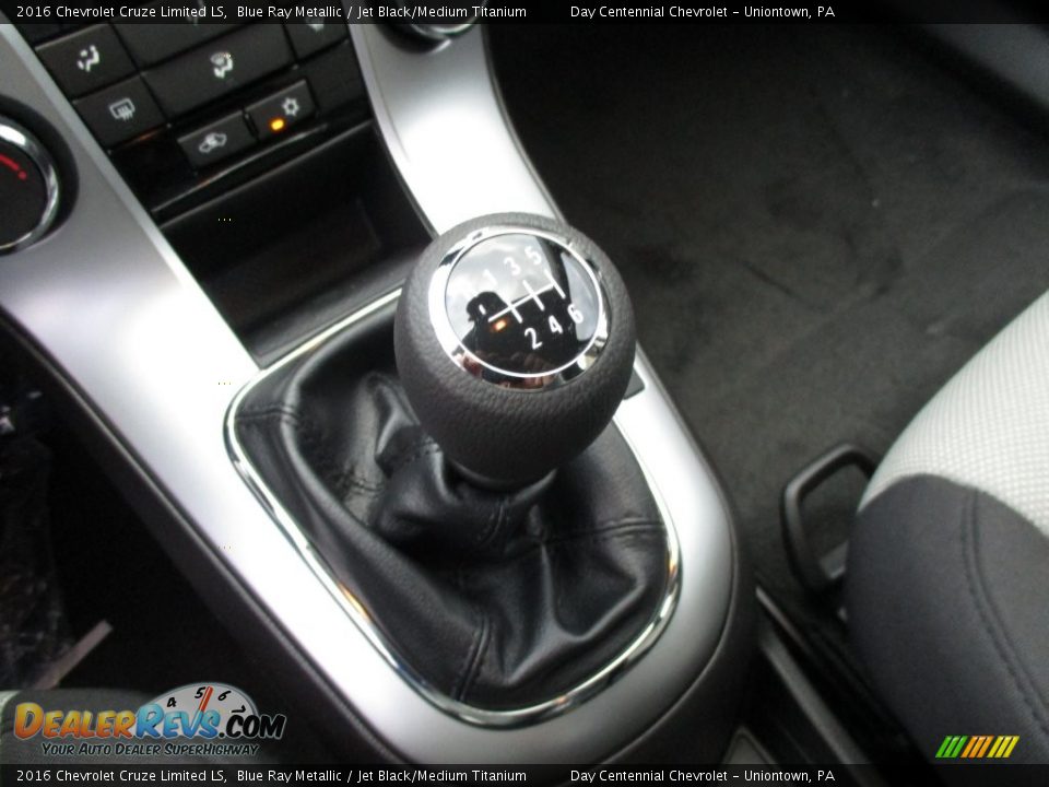 2016 Chevrolet Cruze Limited LS Shifter Photo #16