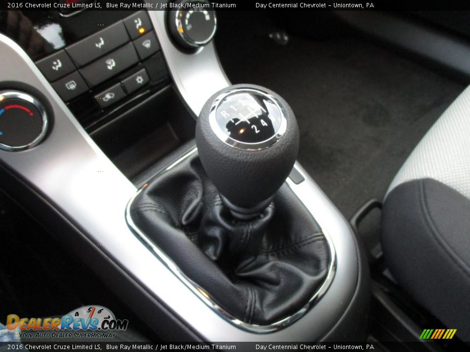 2016 Chevrolet Cruze Limited LS Shifter Photo #16
