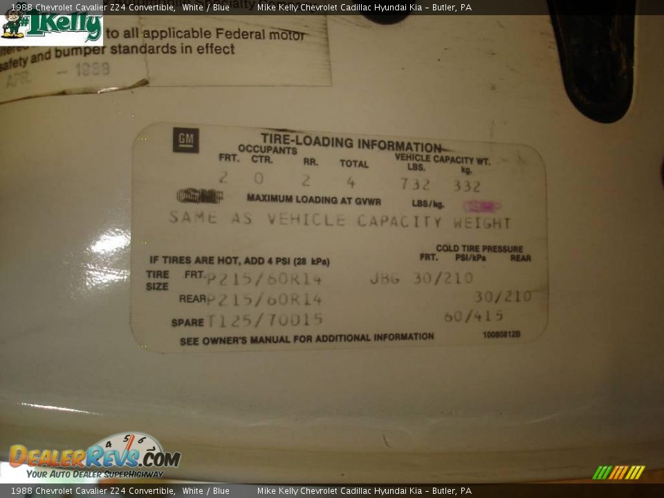 1988 Chevrolet Cavalier Z24 Convertible White / Blue Photo #15