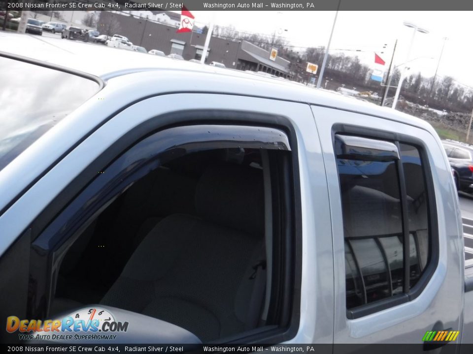 2008 Nissan Frontier SE Crew Cab 4x4 Radiant Silver / Steel Photo #6