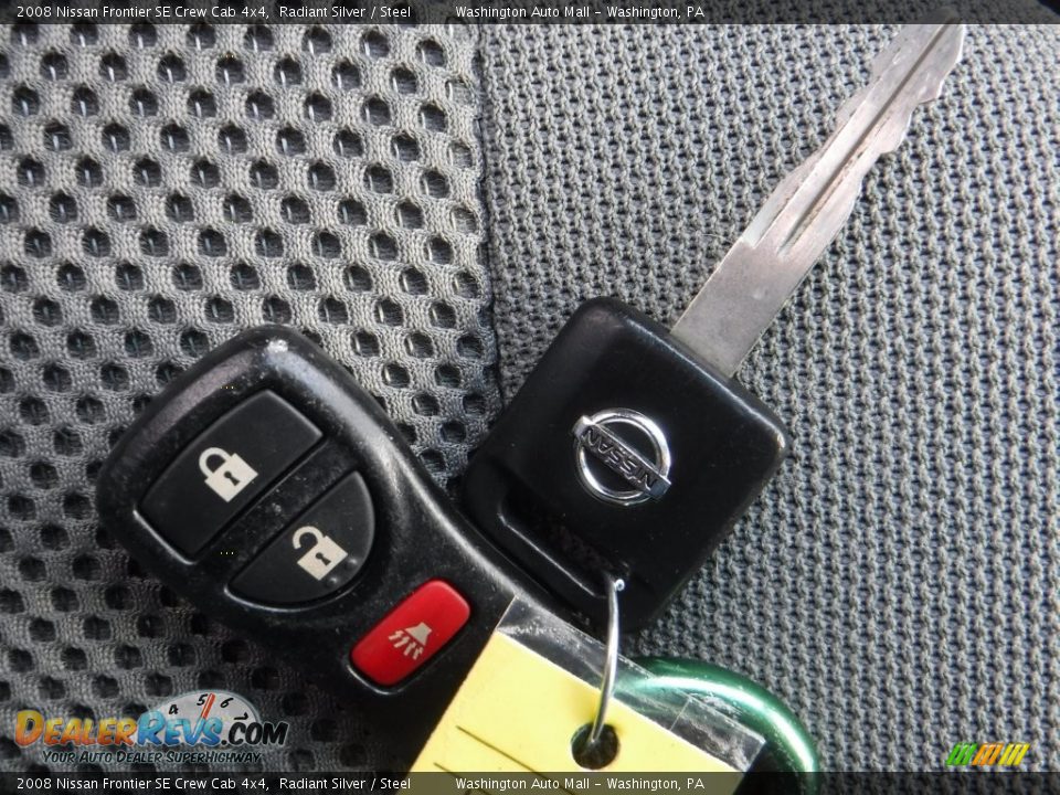 2008 Nissan Frontier SE Crew Cab 4x4 Radiant Silver / Steel Photo #18