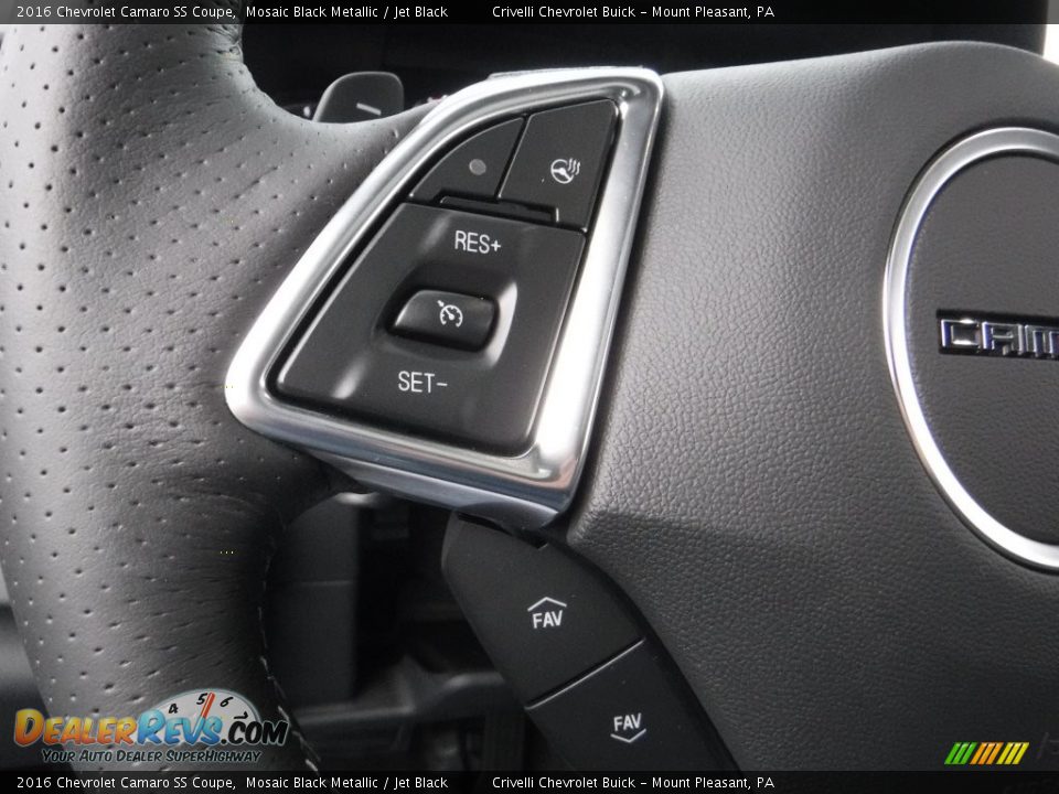 Controls of 2016 Chevrolet Camaro SS Coupe Photo #31
