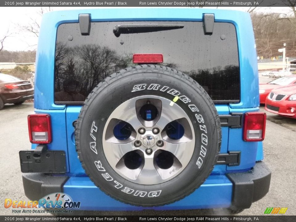 2016 Jeep Wrangler Unlimited Sahara 4x4 Hydro Blue Pearl / Black Photo #4