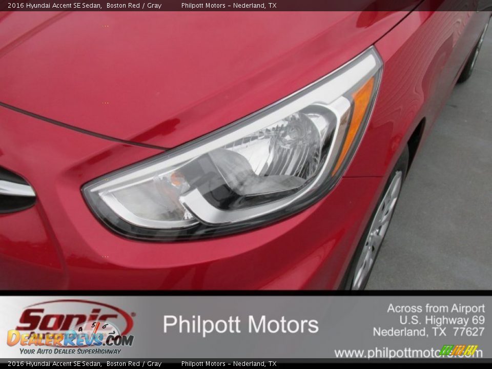 2016 Hyundai Accent SE Sedan Boston Red / Gray Photo #9