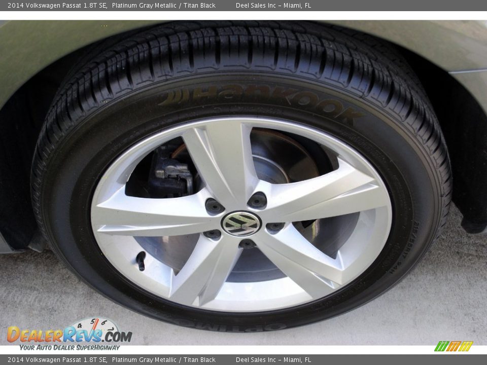 2014 Volkswagen Passat 1.8T SE Platinum Gray Metallic / Titan Black Photo #11