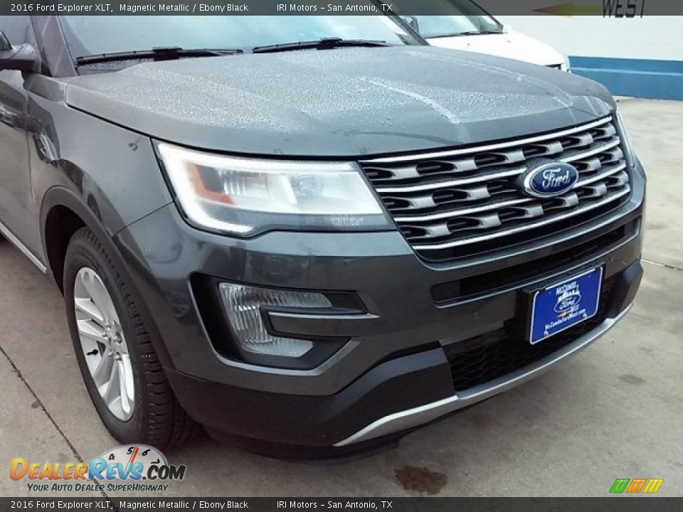 2016 Ford Explorer XLT Magnetic Metallic / Ebony Black Photo #3