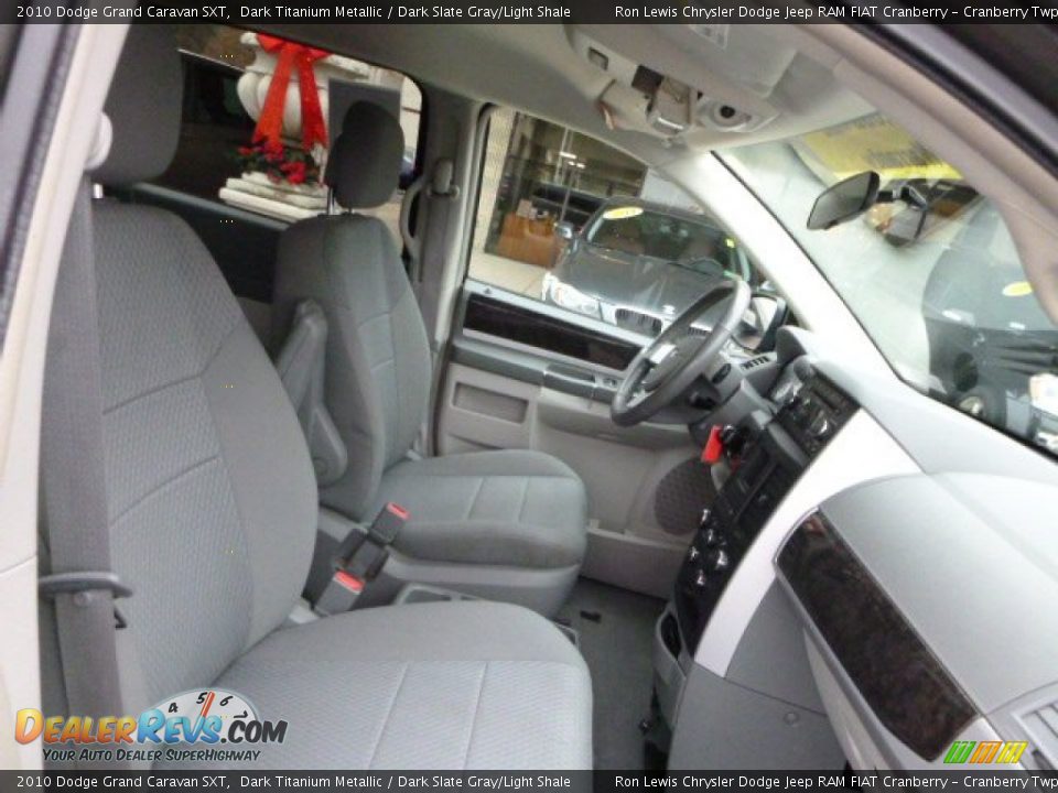 2010 Dodge Grand Caravan SXT Dark Titanium Metallic / Dark Slate Gray/Light Shale Photo #6